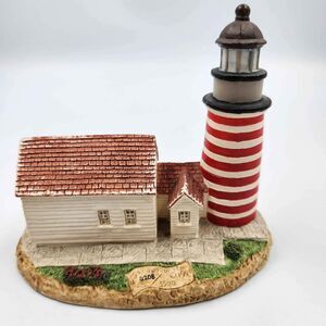 West Quoddy Head Lighthouse Maine ME 1991 Harbour Lights #103 Figurine Coastal